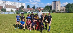 Lire la suite à propos de l’article Noah NENE un môme du RCVB, sélectionné en Equipe de France revient sur ses terres et honore l’école de rugby par sa présence.